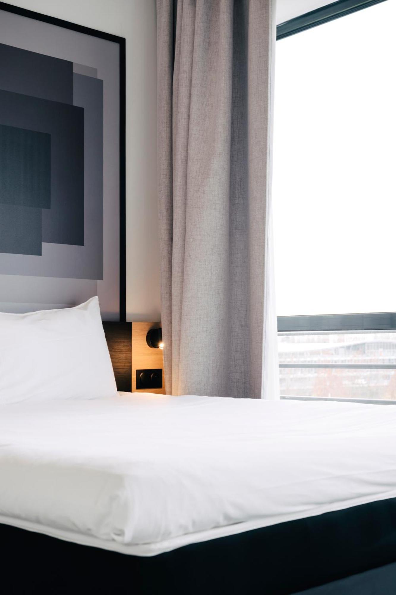 Отель Ibis Rouen Centre Rive Droite Pasteur Экстерьер фото